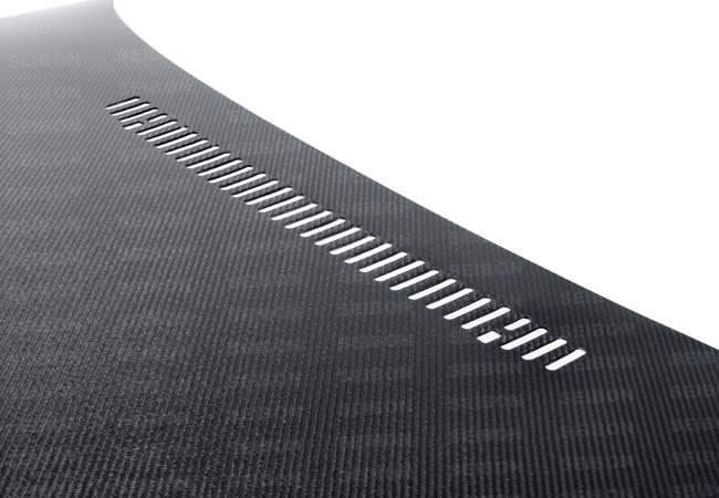 Seibon 02-05 BMW 3 Series 4dr E46 (Manuf Date 7/02-7/06 Models Only) OEM-Style Carbon Fiber Hood-Hoods-Grocery Getter Performance