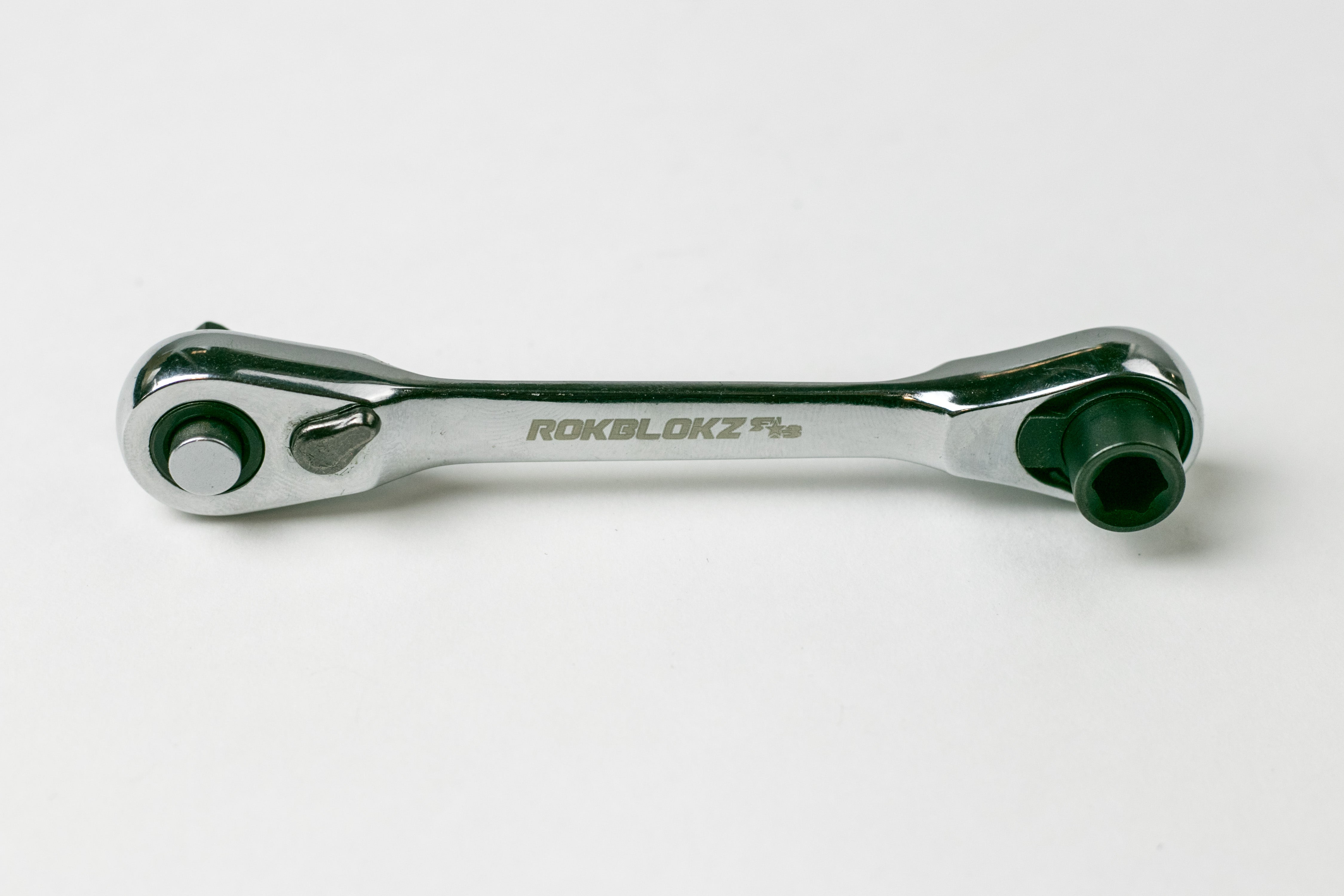 Short Ratcheting Screwdriver