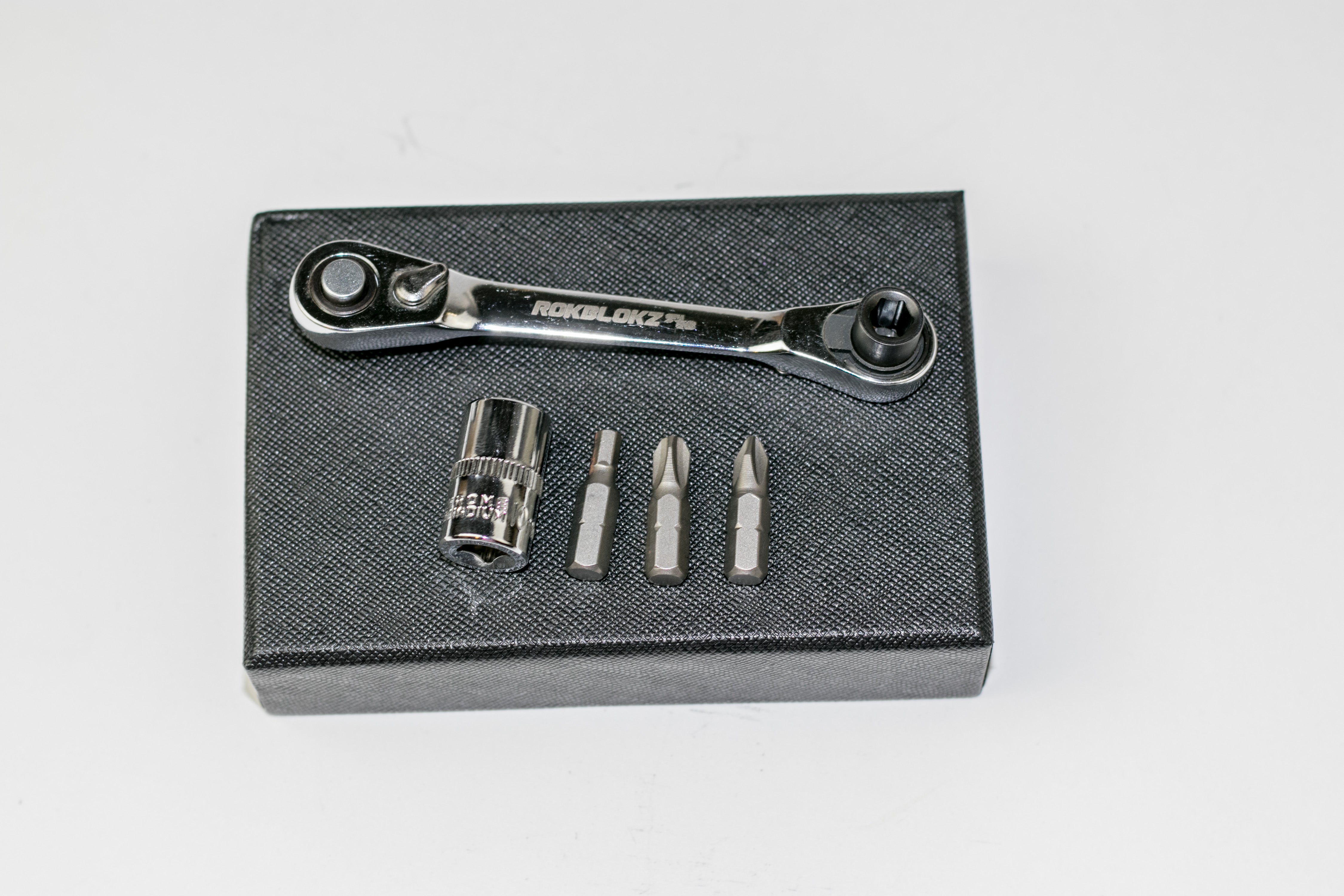 Short Ratcheting Screwdriver