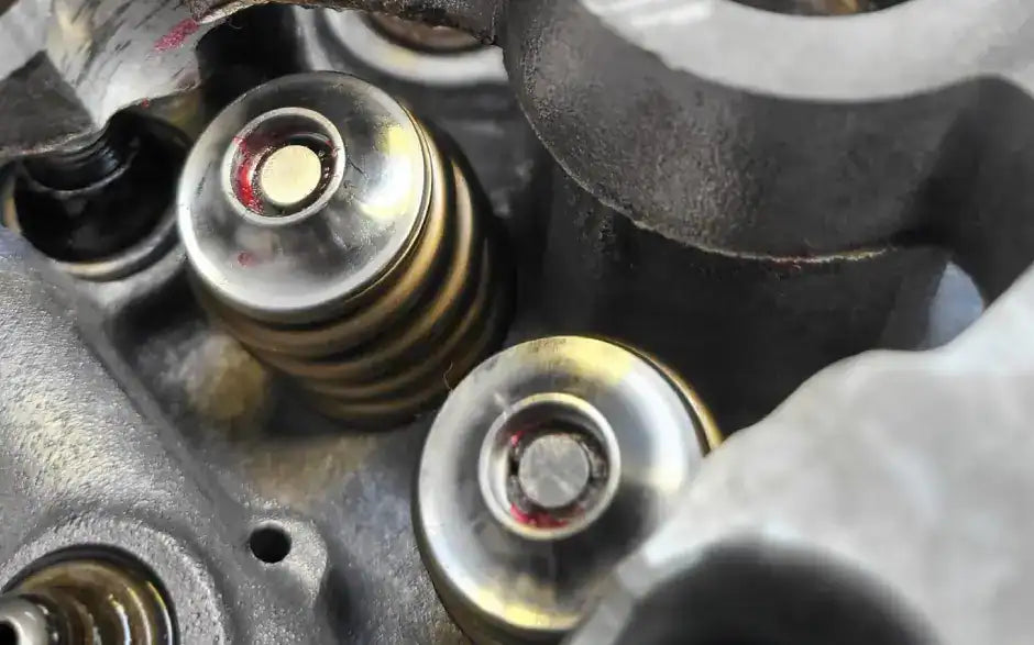 Nissan SR20DET Beehive Spring | Titanium Retainers