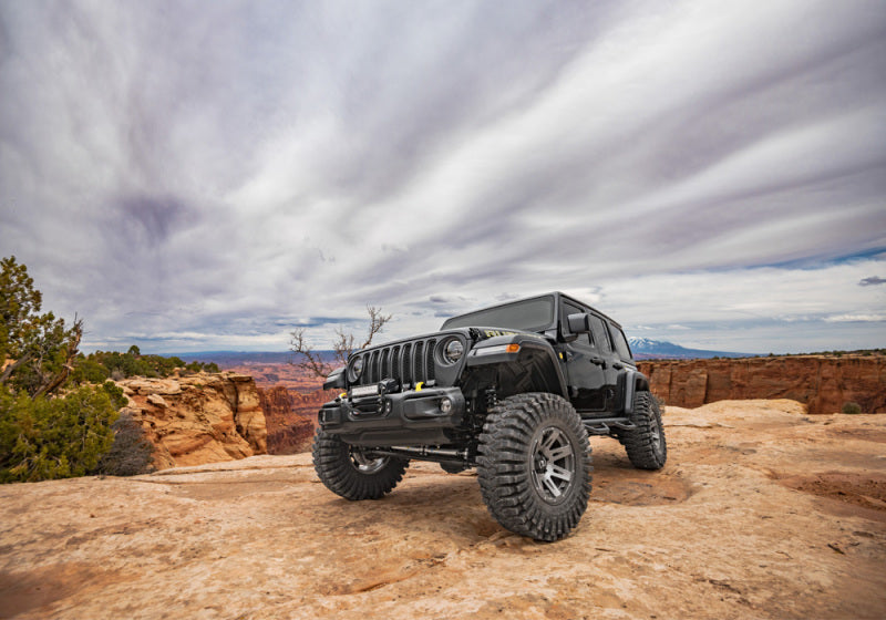 Superlift 18-22 Jeep Wrangler JLU (NO Mojave) 4WD 4in Dual Rate Coil Lift Kit w/Fox 2.0 Res Shocks-Lift Kits-Grocery Getter Performance