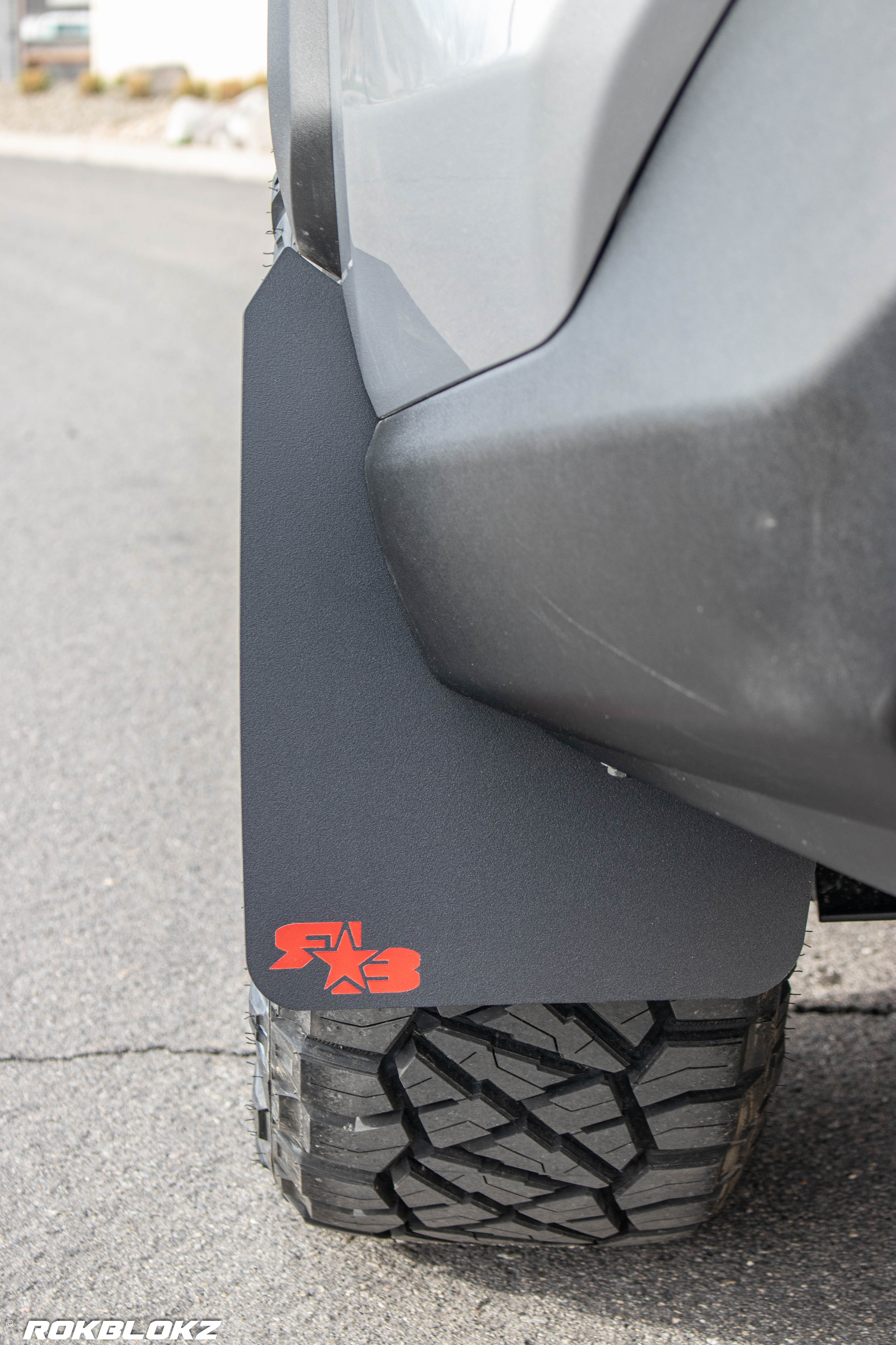 Toyota RAV4 (5th Gen) LE, XLE, LIMITED, Hybrid 2019-2025 Mud Flaps