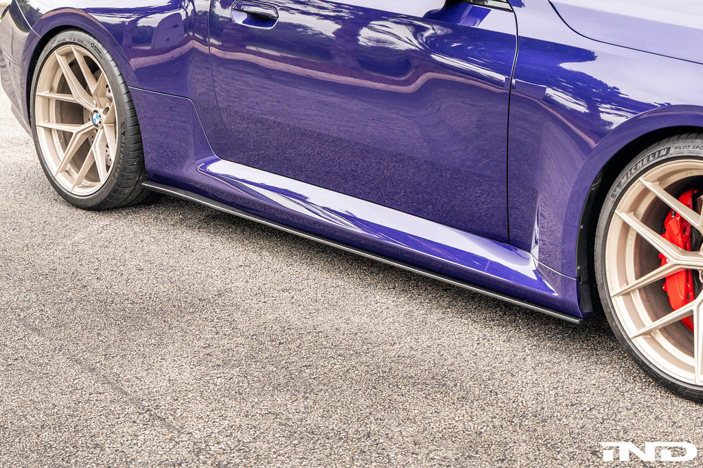 TREVORA G87 M2 Carbon Flat Side Skirt Set