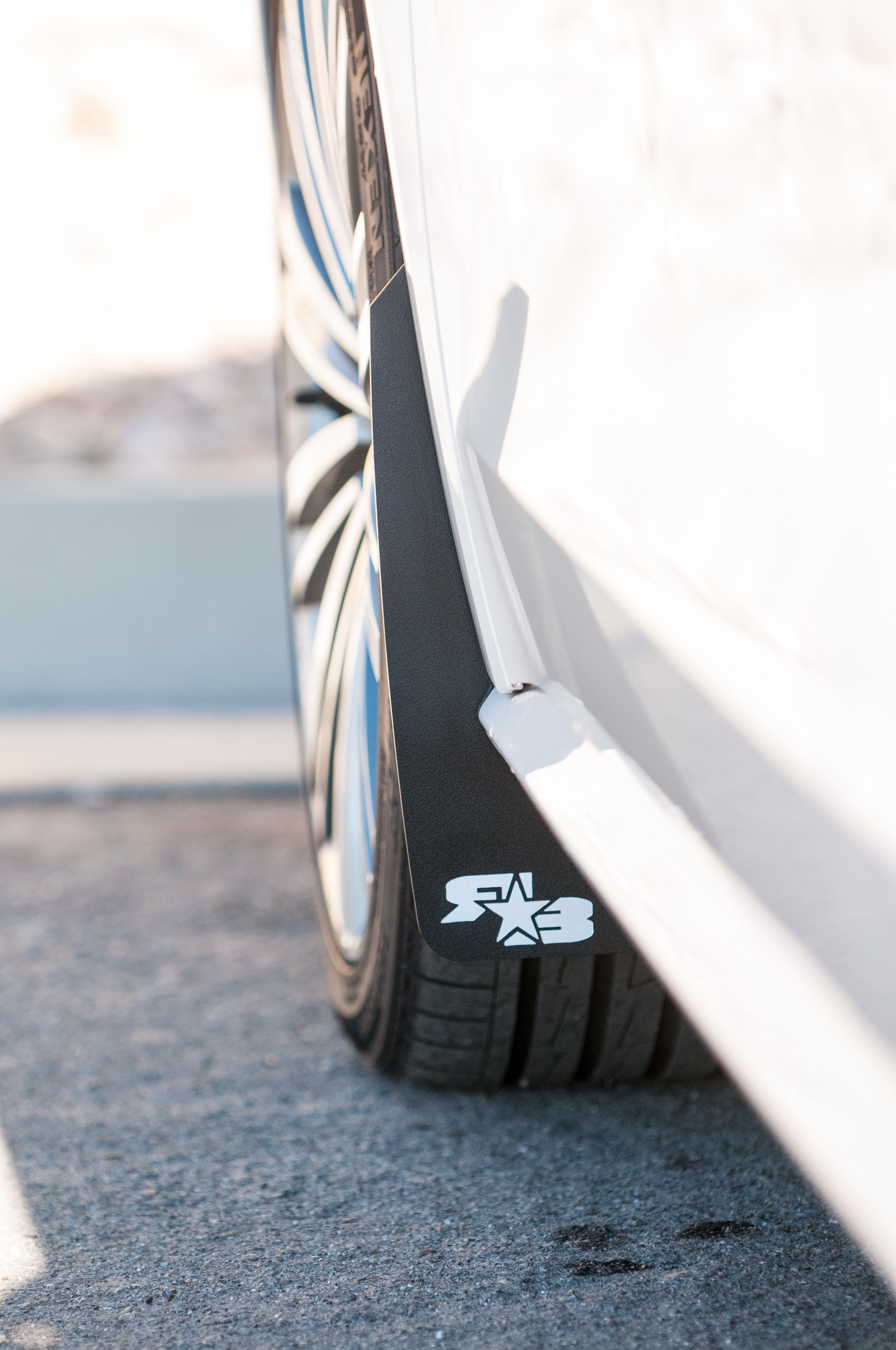 Volkswagen Passat 2011-2018 Mud Flaps