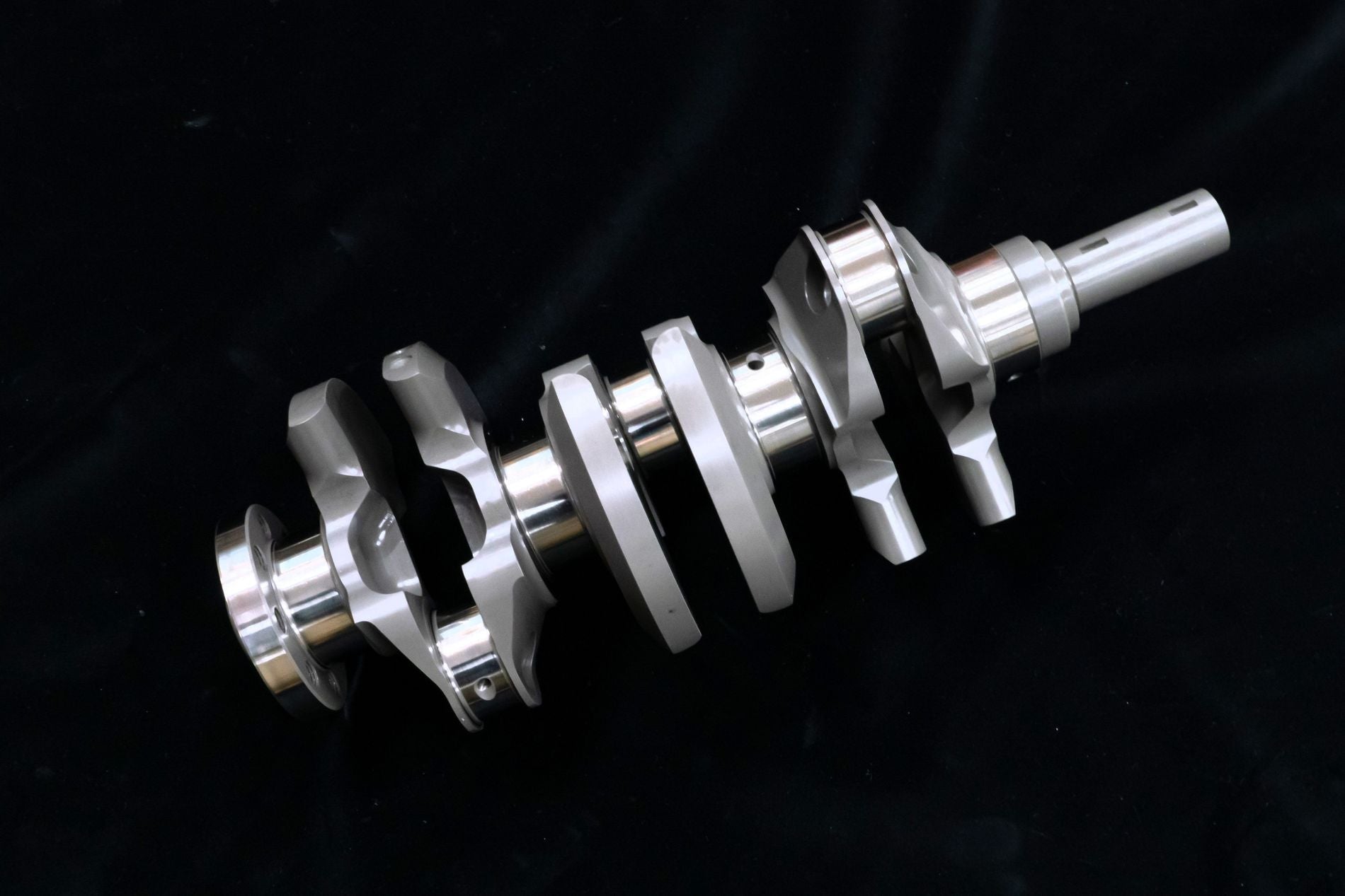CRANK SHAFT G16E 1.75L STEP3
