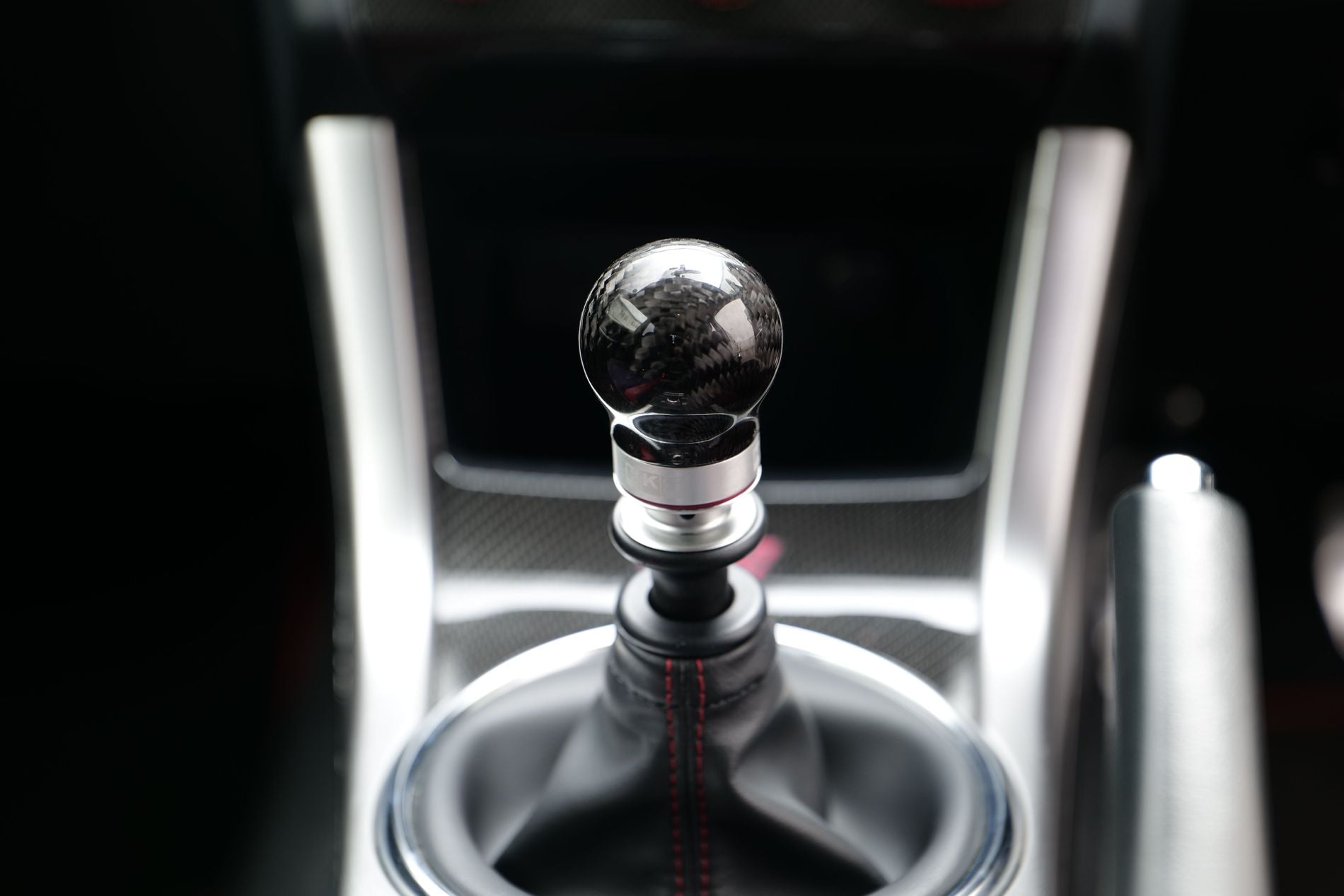 CARBON SHIFT KNOB SUBARU 6MT