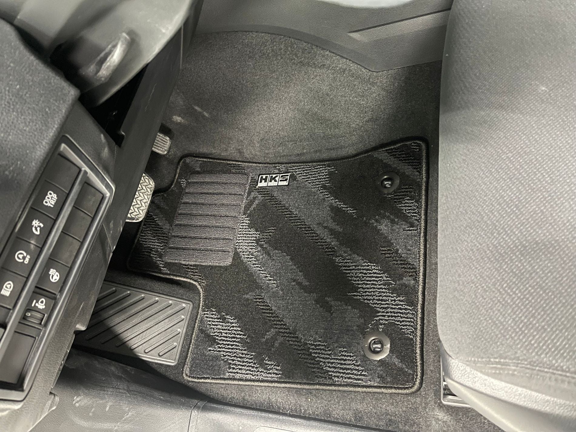 FLOOR MATS TUNDRA REAR SET OCT LHD