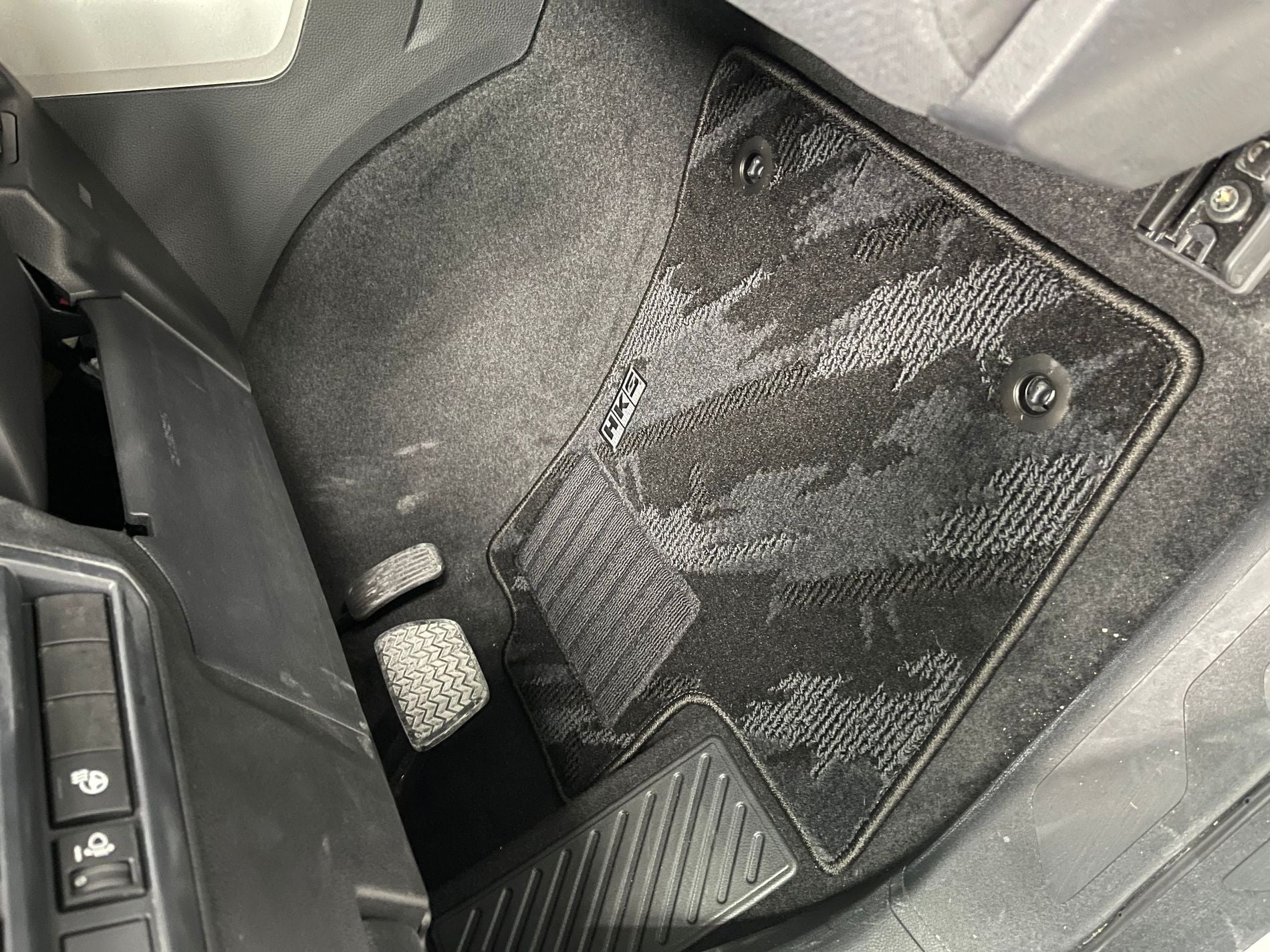 FLOOR MATS TUNDRA REAR SET OCT LHD