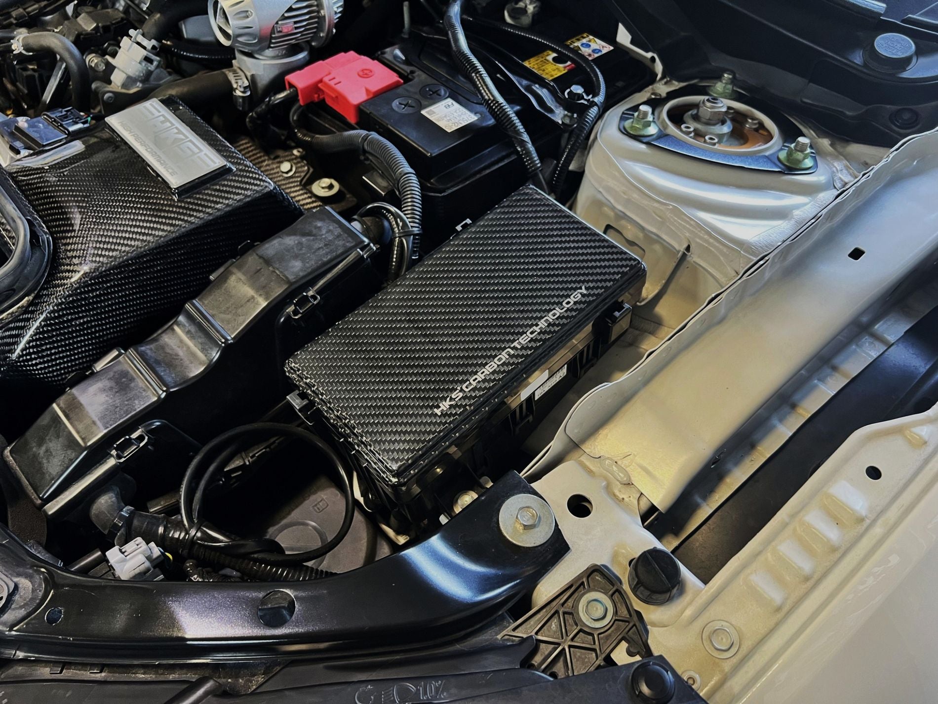 CARBON FUSE BOX COVER FK8