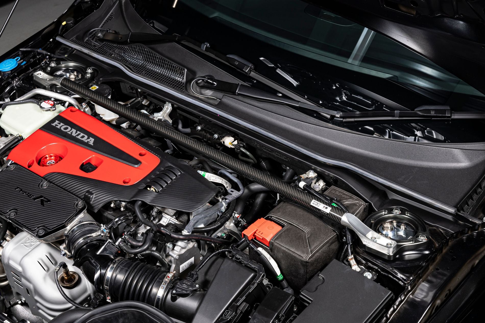 HKS CARBON BRACE FL5