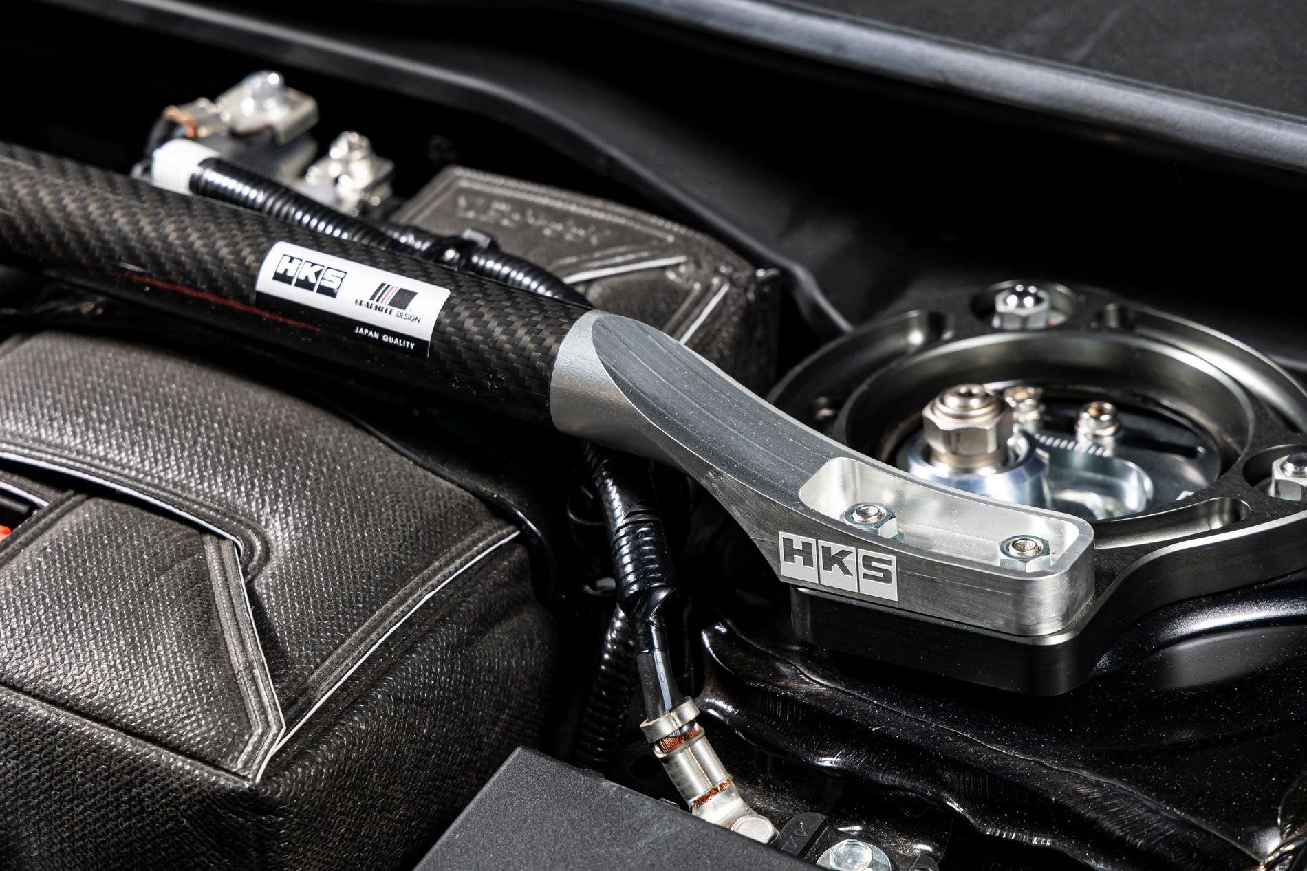 HKS CARBON BRACE FL5